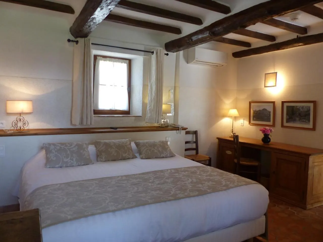 Charembeau Hotel Forcalquier